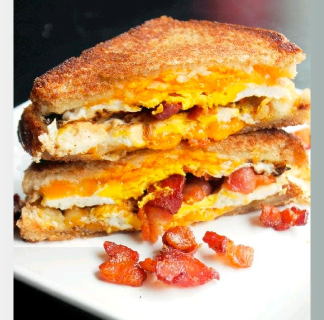 Chees, egg and bacon 